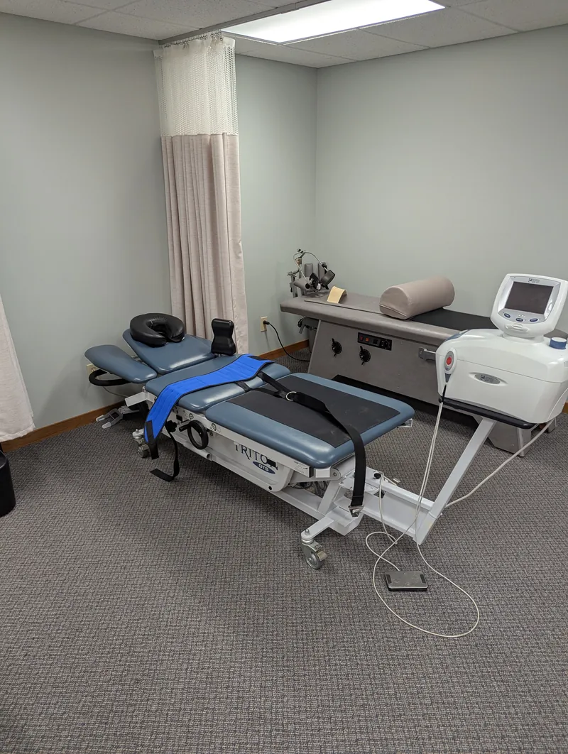 Spinal Decompression Therapy at Knapp Chiropractic Center in Hillsdale, MI
