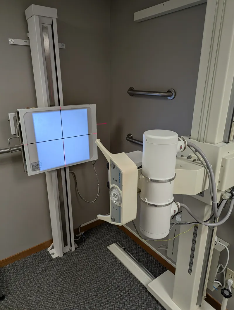 Digital X-ray imaging at Knapp Chiropractic Center in Hillsdale, MI